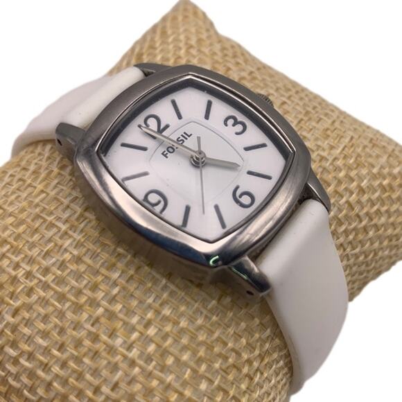 Fossil Silver-tone Rubber Band Ladies Wristlet Watch - Picture 5 of 8